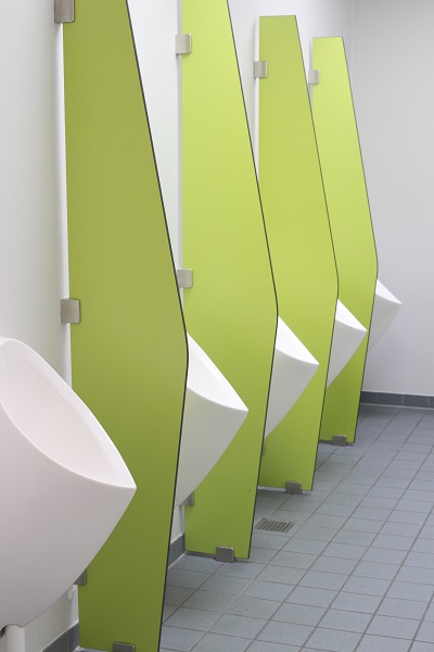 Urinalskærme - Køge Gymnasium
